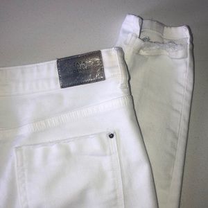 Like new white Zara denim!